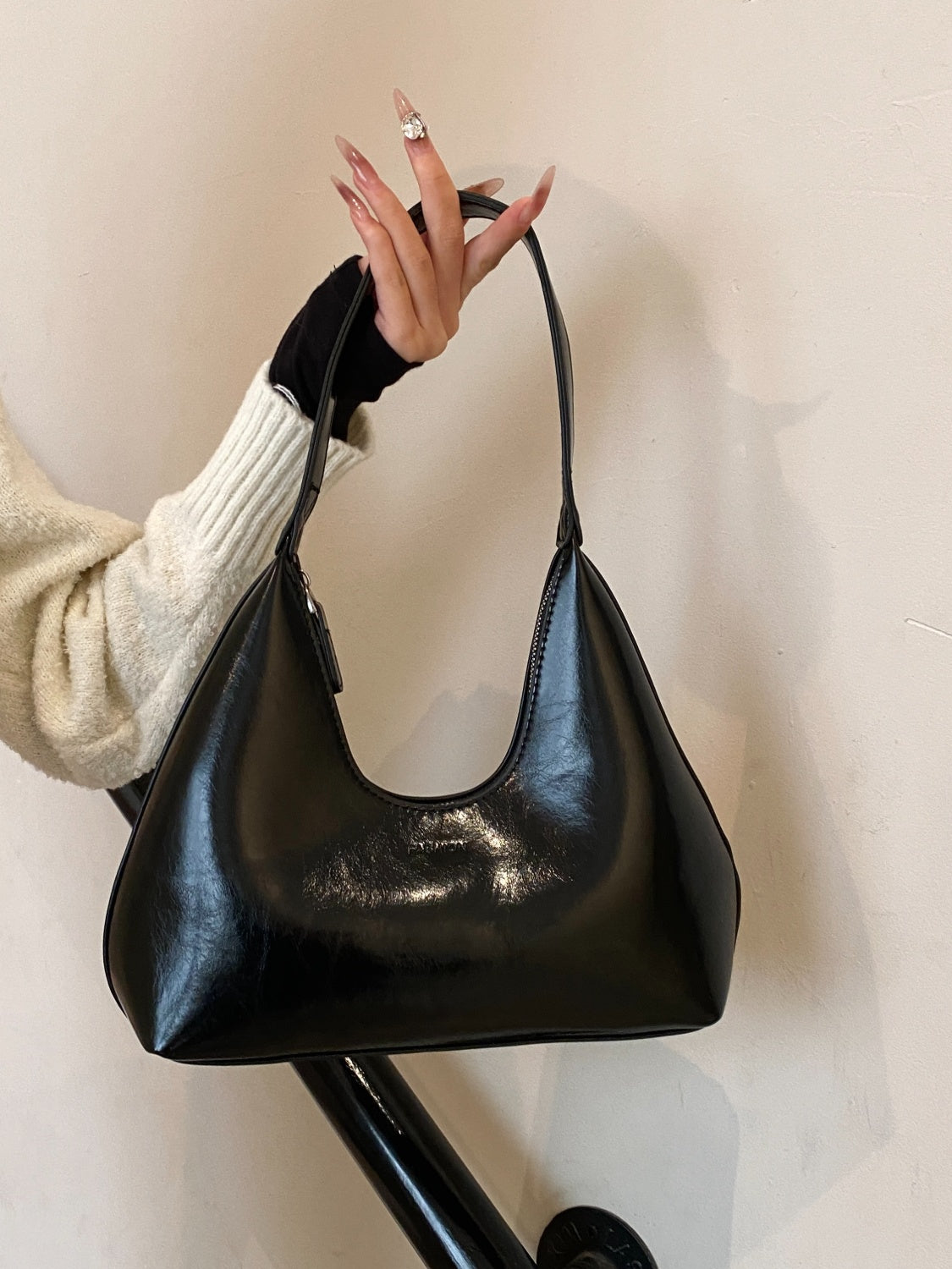 Atreoo – PU Leather Moon Shape Shoulder Bag