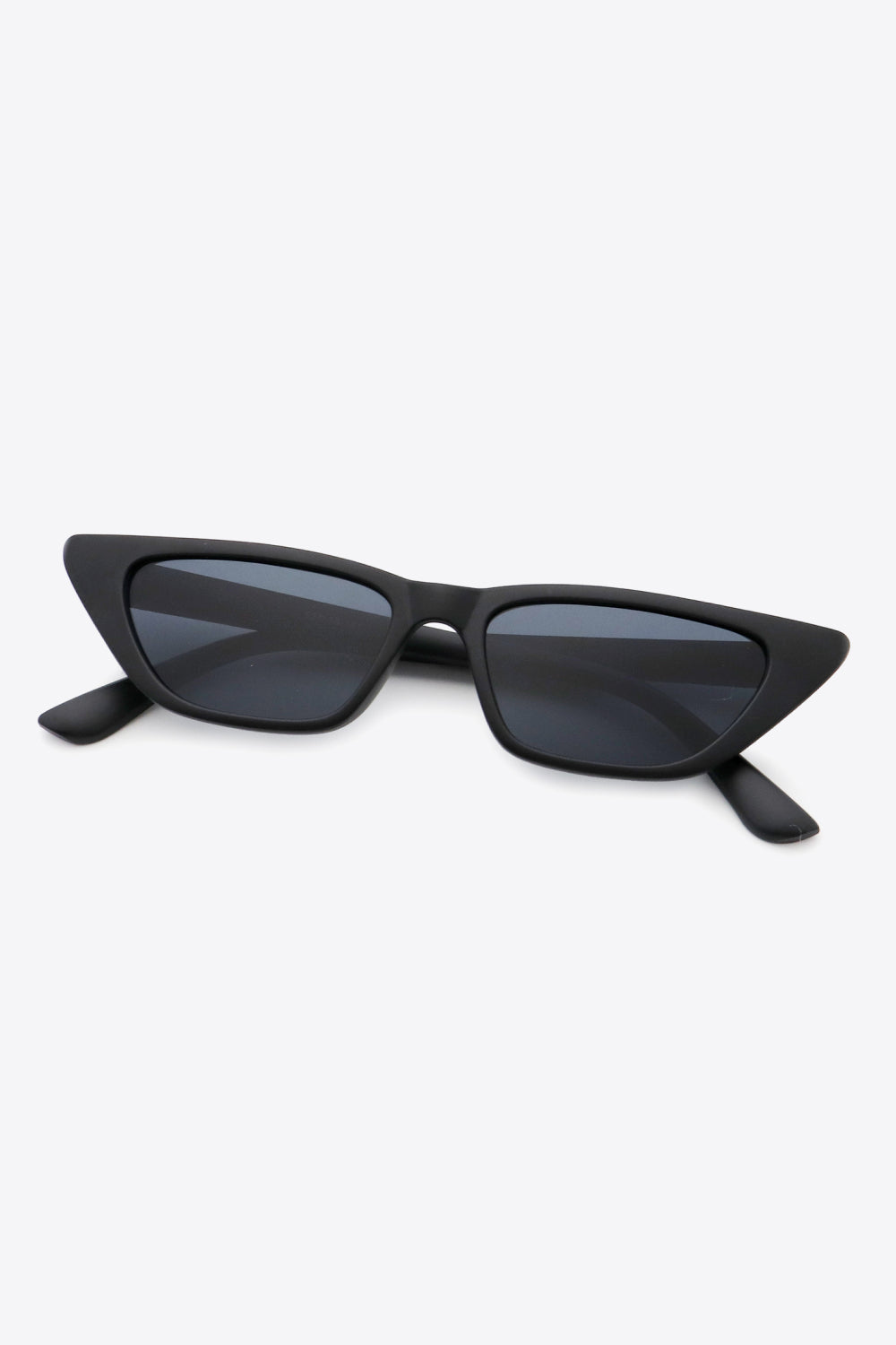 Atreoo – UV400 Polycarbonate Cat Eye Sunglasses