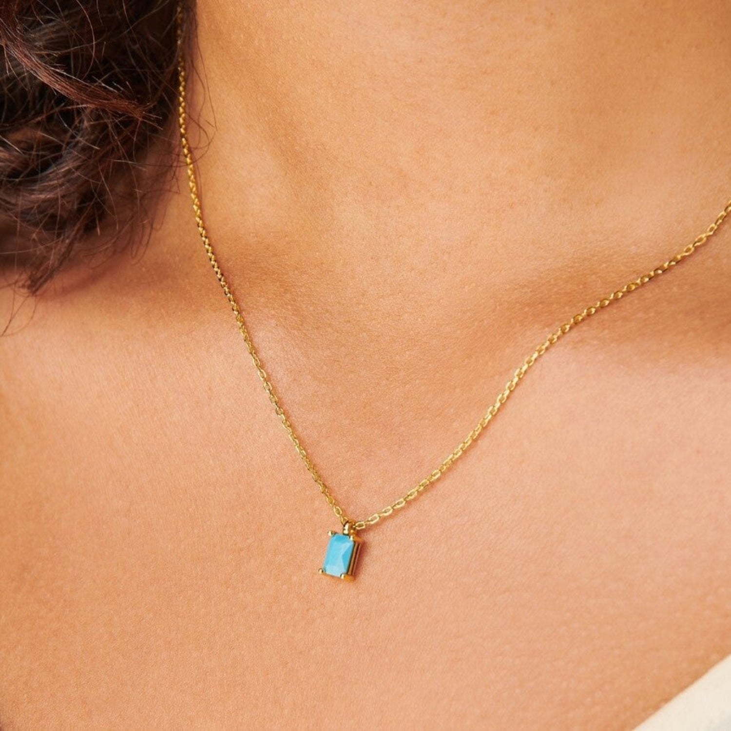 Atreoo – Titanium Steel Inlaid Zircon Pendant Necklace